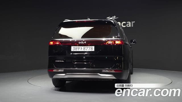 Kia Carnival 2022 — ფოტო 4/20