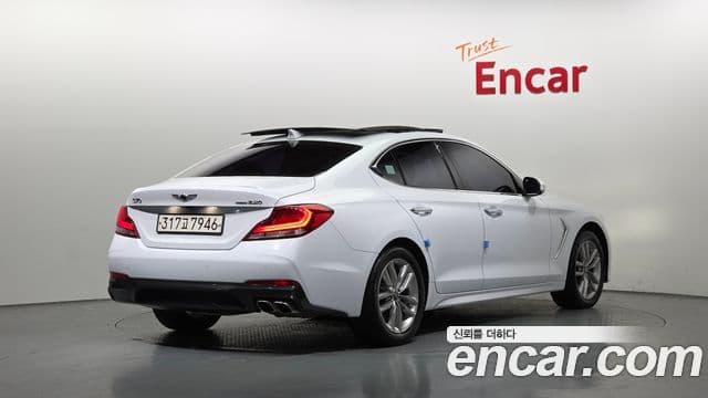 Genesis G70 2019 — ფოტო 2/20
