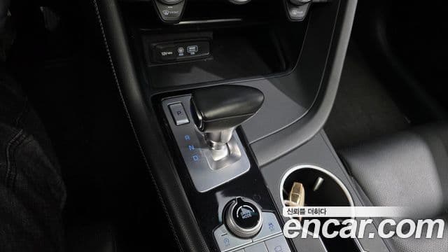Genesis G70 2019 — ფოტო 9/20