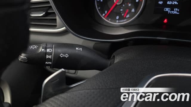 Genesis G70 2019 — ფოტო 16/20