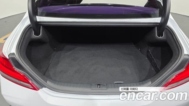 Genesis G70 2019 — Photo 23/32