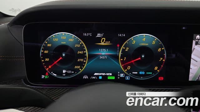 Mercedes-Benz AMG GT 2022 — ფოტო 8/20