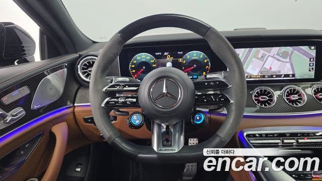 Mercedes-Benz AMG GT 2022 — ფოტო 13/20