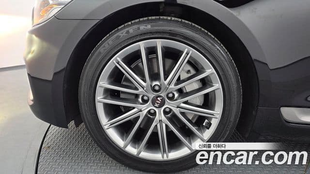 Kia The K9 2019 — ფოტო 5/20