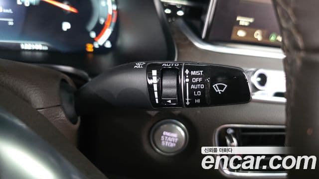 Kia The K9 2019 — Photo 23/34
