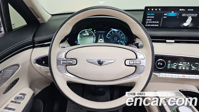 Genesis GV70 2023 — Şəkil 13/20