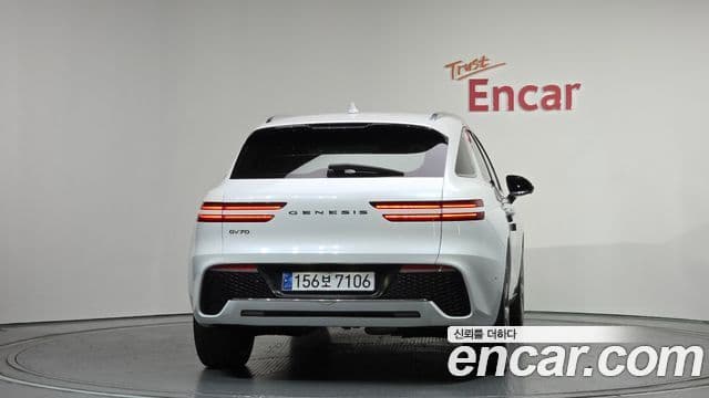 Genesis GV70 2022 — Şəkil 3/20