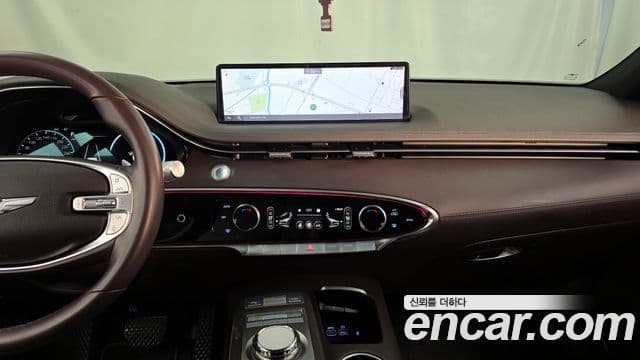 Genesis GV70 2022 — Şəkil 13/20
