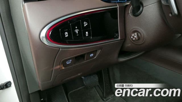 Genesis GV70 2022 — Şəkil 17/20