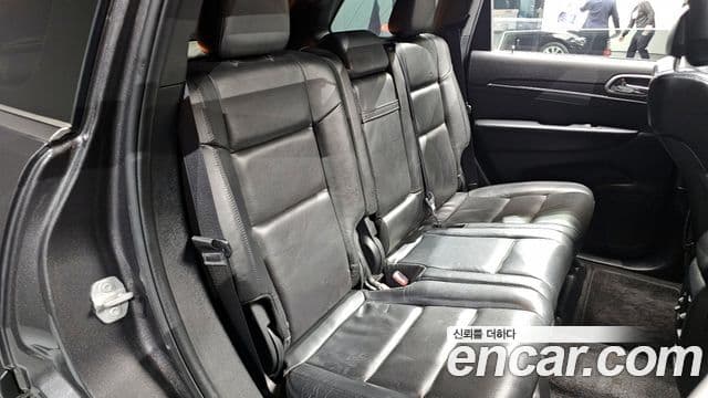 Jeep Grand Cherokee 2018 — ფოტო 7/20