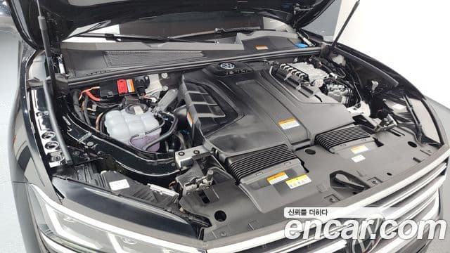 Volkswagen Touareg 2025 — Photo 11/20
