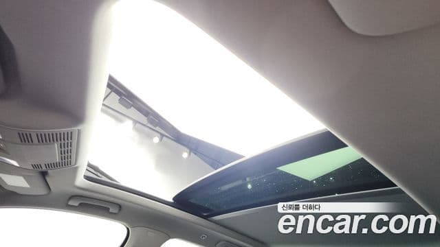 Volkswagen Touareg 2025 — Photo 13/20