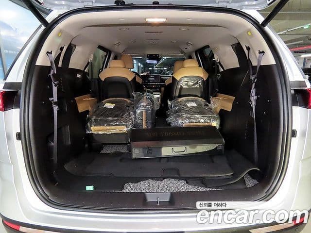 Kia Carnival 2021 — Şəkil 14/20