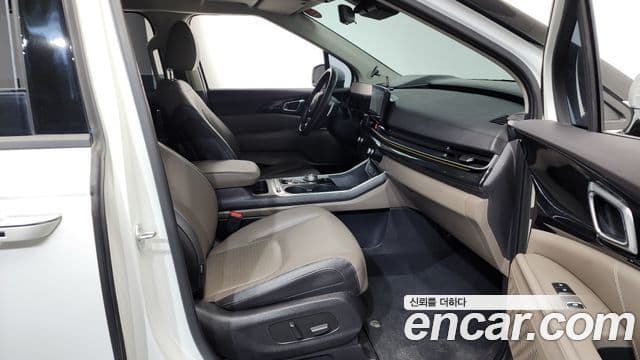 Kia Carnival 2024 — ფოტო 11/20