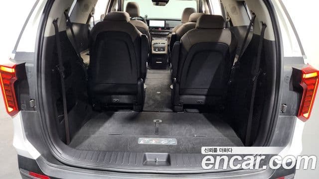 Kia Carnival 2024 — ფოტო 20/20