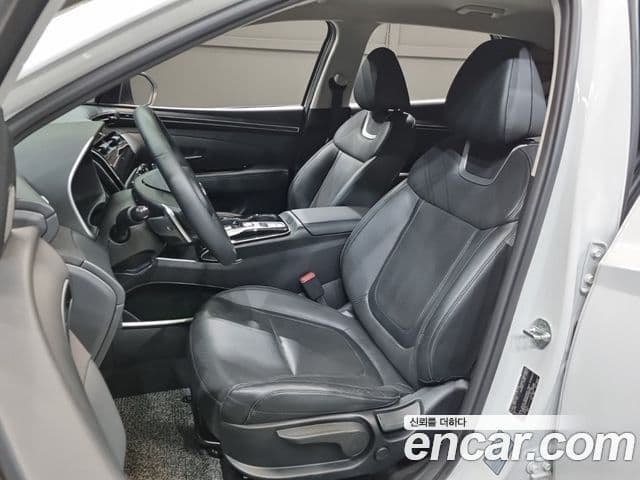 Hyundai Tucson Hybrid 2021 — Photo 15/20