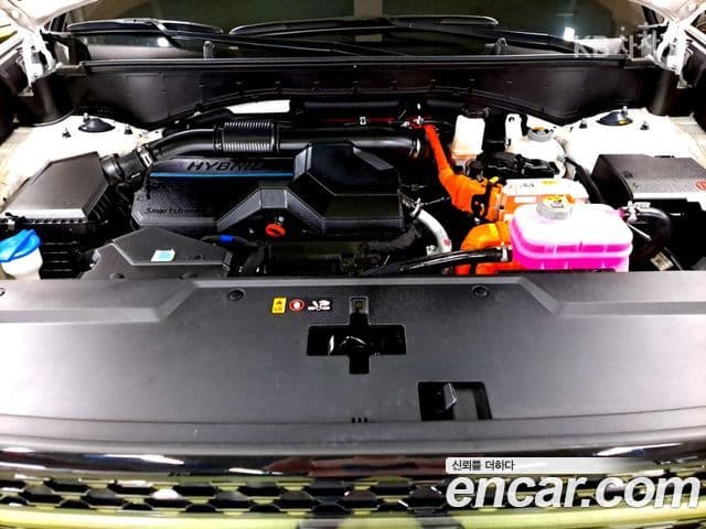 Hyundai Santa Fe 2023 — ფოტო 5/20