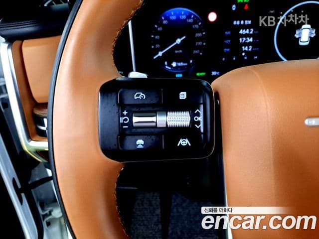 Hyundai Santa Fe 2023 — ფოტო 12/20