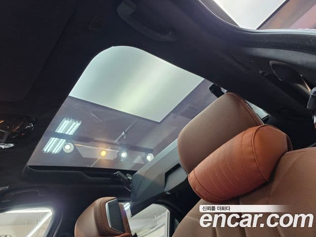BMW 7 Series 2023 — Photo 14/20