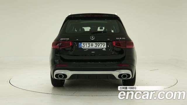 Mercedes-Benz GLB-Class 2025 — Фото 4/20