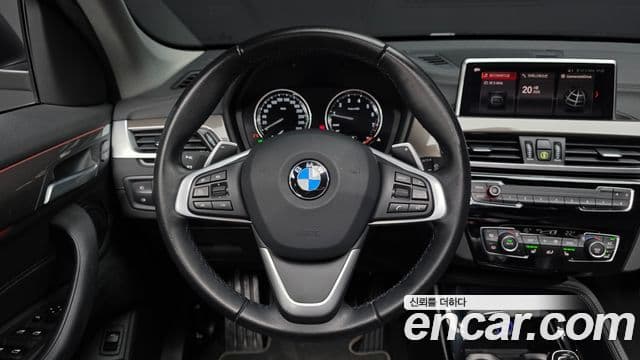BMW X1 2021 — ფოტო 13/20