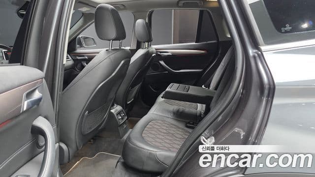 BMW X1 2021 — Photo 29/31