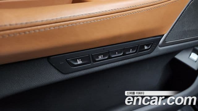 BMW 7 Series 2018 — Photo 12/40