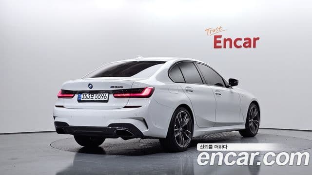 BMW 3 Series 2021 — ფოტო 2/20