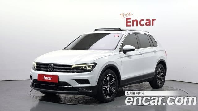 Volkswagen Tiguan 2020 — ფოტო 11/20