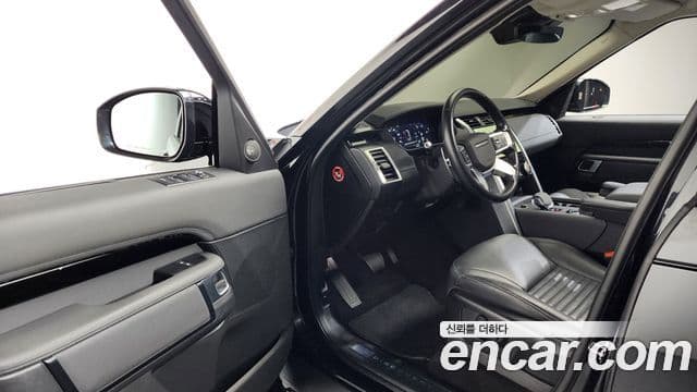 Land Rover Discovery 5 2021 — ფოტო 9/20