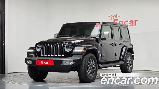 Jeep Wrangler 2021 — Фото 1/20