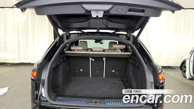 Land Rover Range Rover Velar 2018 — ფოტო 20/20