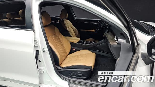 Kia K5 2021 — ფოტო 12/20