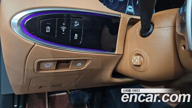 Genesis GV70 2024 — Şəkil 14/20
