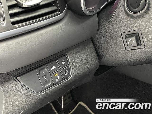 Genesis G70 2018 — Şəkil 19/20
