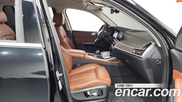 BMW X7 2022 — Şəkil 11/20