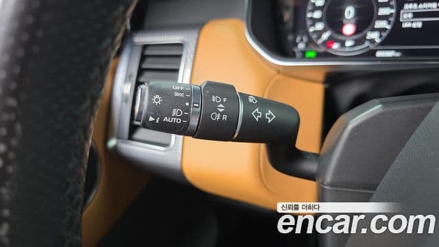Land Rover Range Rover Sport 2021 — Photo 26/33