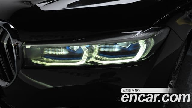 BMW 7 Series 2020 — Photo 31/36