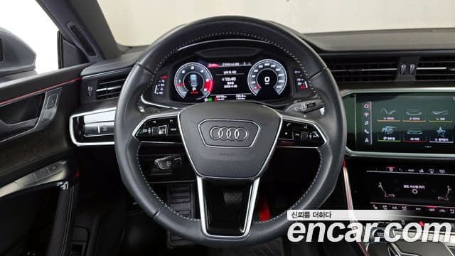Audi A7 2021 — ფოტო 14/20