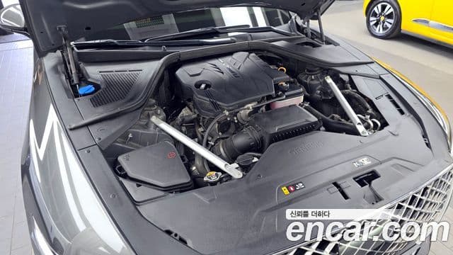 Genesis G80 2022 — Photo 12/31