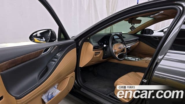 Genesis G80 2022 — Photo 22/31