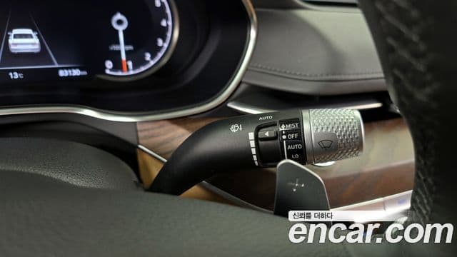 Genesis G80 2022 — Photo 23/31