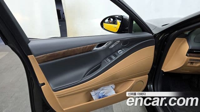 Genesis G80 2022 — Photo 30/31