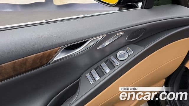 Genesis G80 2022 — Photo 13/31