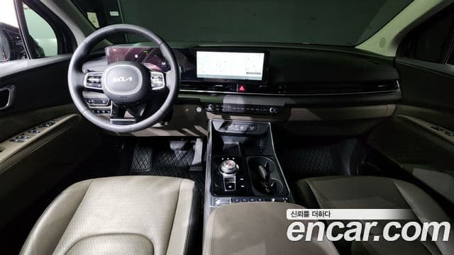 Kia Carnival 2024 — ფოტო 7/20