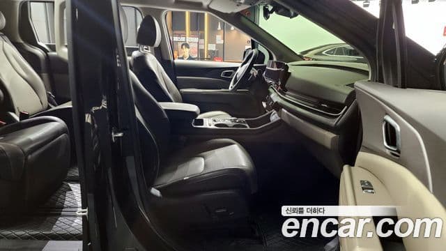 Kia Carnival 2024 — ფოტო 11/20