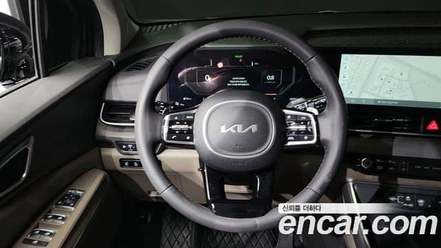Kia Carnival 2024 — ფოტო 13/20