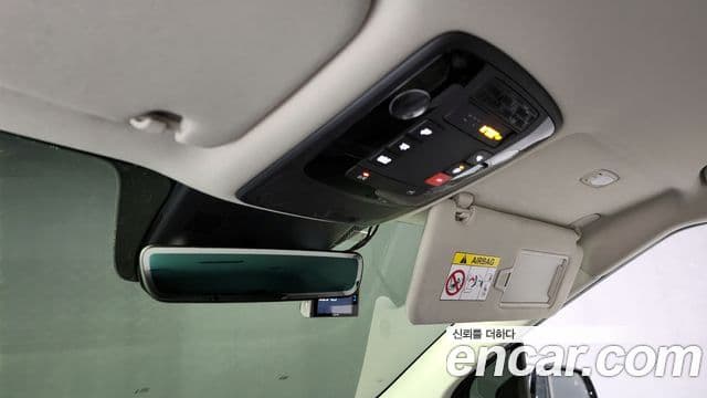 Kia Carnival 2024 — ფოტო 17/20