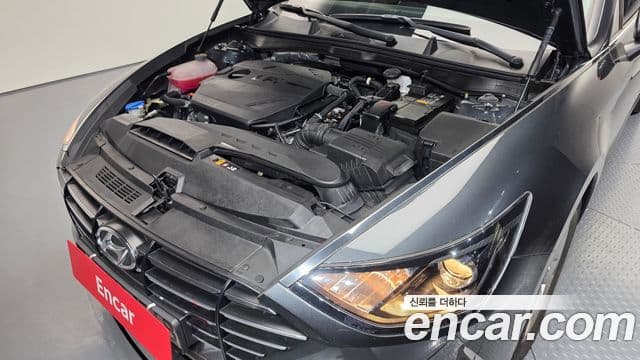 Hyundai Sonata Hybrid 2020 — Photo 22/32