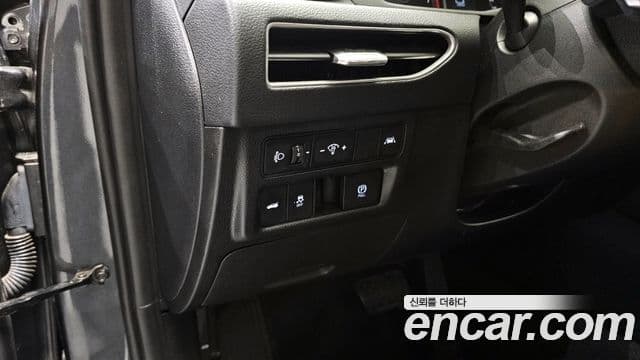 Hyundai Sonata Hybrid 2020 — Photo 6/32